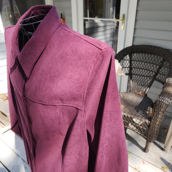 Maggie McNaughton Shirt Jacket Midweight Faux Suede Long Length Rich Plum Color - Picture 7 of 12